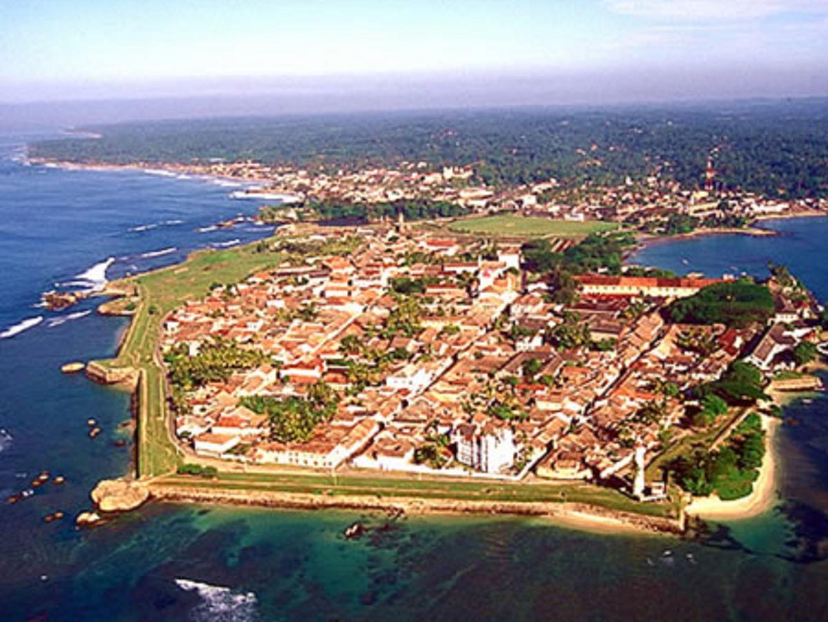 Ocean Gate Hotel Galle Esterno foto